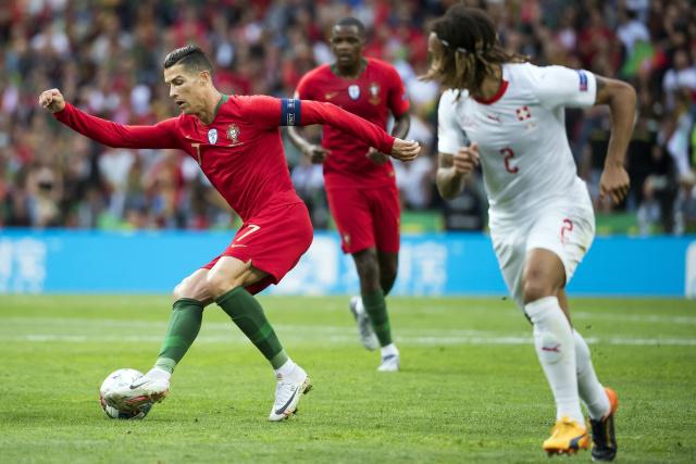 吉迪23+15+10公牛险胜雄鹿 雷霆灭黄蜂10连胜